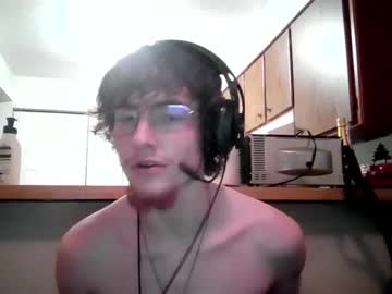 Naked cam man tylerk883 image #2593186