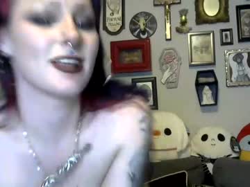 Naked cam girl prettylilbxby image #3921953