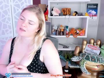 Naked cam girl asiri_ocean image #428876