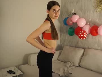 Naked cam girl edythhesley image #4061285