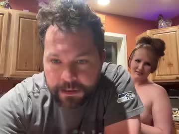 Naked cam couple trublueyez3 image #3985103